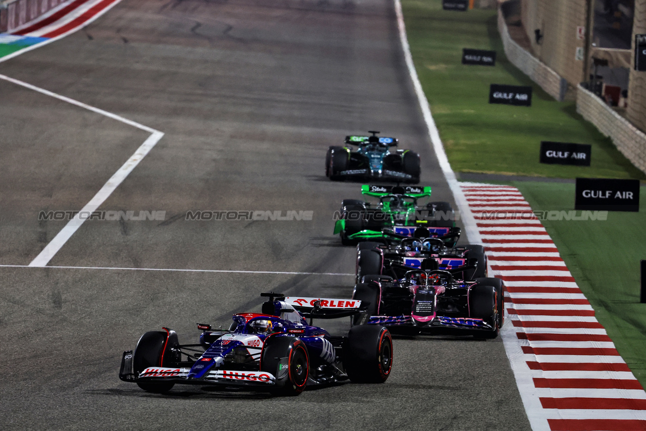 GP BAHRAIN, Daniel Ricciardo (AUS) RB VCARB 01.

02.03.2024. Formula 1 World Championship, Rd 1, Bahrain Grand Prix, Sakhir, Bahrain, Gara Day.

- www.xpbimages.com, EMail: requests@xpbimages.com © Copyright: Batchelor / XPB Images