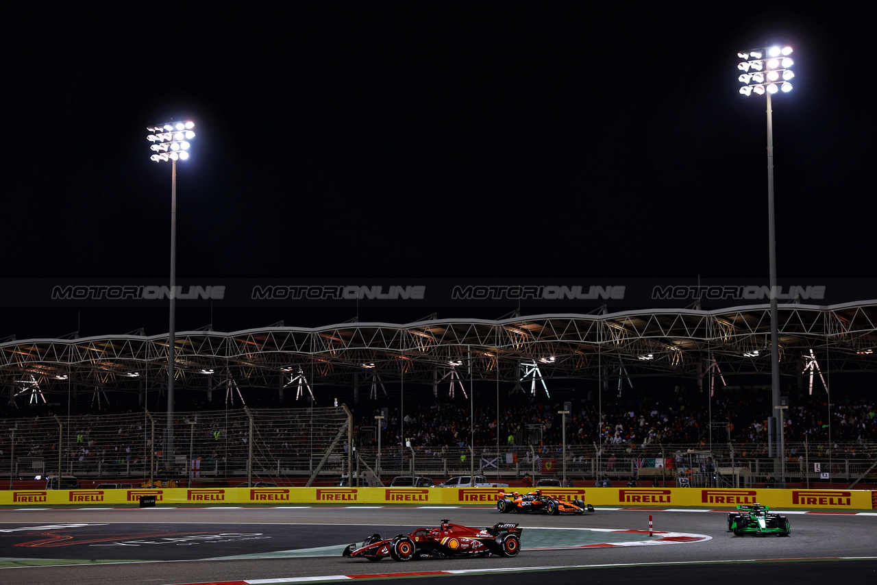 GP BAHRAIN, Charles Leclerc (MON) Ferrari SF-24.

02.03.2024. Formula 1 World Championship, Rd 1, Bahrain Grand Prix, Sakhir, Bahrain, Gara Day.

 - www.xpbimages.com, EMail: requests@xpbimages.com © Copyright: Coates / XPB Images