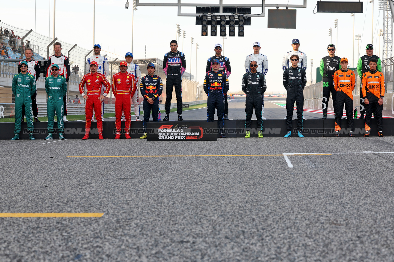 GP BAHRAIN, Drivers' Class of 2024 group photograph.

02.03.2024. Formula 1 World Championship, Rd 1, Bahrain Grand Prix, Sakhir, Bahrain, Gara Day.

 - www.xpbimages.com, EMail: requests@xpbimages.com © Copyright: Staley / XPB Images