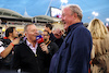 GP BAHRAIN, (L to R): Martin Brundle (GBR) Sky Sports F1 Commentator with Jock Clear (GBR) Ferrari Senior Performance Engineer on the grid.
02.03.2024. Formula 1 World Championship, Rd 1, Bahrain Grand Prix, Sakhir, Bahrain, Gara Day.
 - www.xpbimages.com, EMail: requests@xpbimages.com © Copyright: Staley / XPB Images