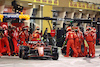 GP BAHRAIN, Carlos Sainz Jr (ESP) Ferrari SF-24 makes a pit stop.
02.03.2024. Formula 1 World Championship, Rd 1, Bahrain Grand Prix, Sakhir, Bahrain, Gara Day.
- www.xpbimages.com, EMail: requests@xpbimages.com © Copyright: Batchelor / XPB Images