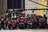 GP BAHRAIN, Nico Hulkenberg (GER) Haas VF-24 makes a pit stop.
02.03.2024. Formula 1 World Championship, Rd 1, Bahrain Grand Prix, Sakhir, Bahrain, Gara Day.
- www.xpbimages.com, EMail: requests@xpbimages.com © Copyright: Batchelor / XPB Images