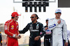 GP BAHRAIN, (L to R): Charles Leclerc (MON) Ferrari with Lewis Hamilton (GBR) Mercedes AMG F1 e Logan Sargeant (USA) Williams Racing.
02.03.2024. Formula 1 World Championship, Rd 1, Bahrain Grand Prix, Sakhir, Bahrain, Gara Day.
 - www.xpbimages.com, EMail: requests@xpbimages.com © Copyright: Staley / XPB Images