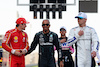 GP BAHRAIN, (L to R): Charles Leclerc (MON) Ferrari with Lewis Hamilton (GBR) Mercedes AMG F1 e Logan Sargeant (USA) Williams Racing.
02.03.2024. Formula 1 World Championship, Rd 1, Bahrain Grand Prix, Sakhir, Bahrain, Gara Day.
 - www.xpbimages.com, EMail: requests@xpbimages.com © Copyright: Staley / XPB Images