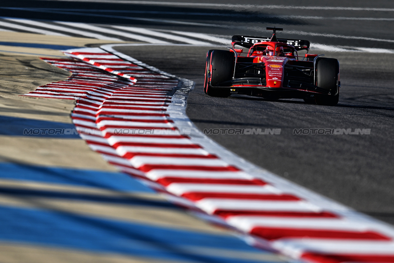 GP BAHRAIN, Charles Leclerc (MON) Ferrari SF-24.

01.03.2024. Formula 1 World Championship, Rd 1, Bahrain Grand Prix, Sakhir, Bahrain, Qualifiche Day.

- www.xpbimages.com, EMail: requests@xpbimages.com © Copyright: Price / XPB Images