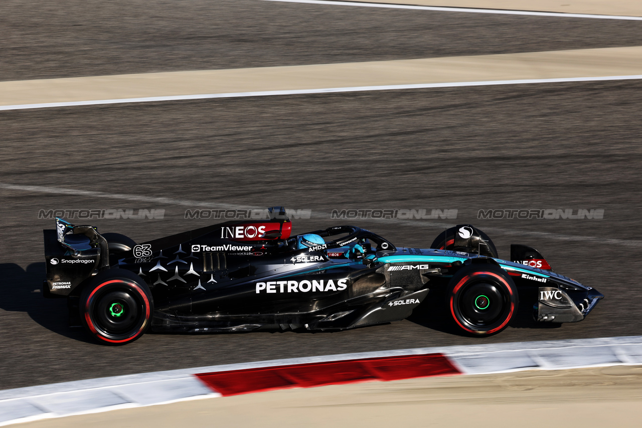 GP BAHRAIN, George Russell (GBR) Mercedes AMG F1 W15.

01.03.2024. Formula 1 World Championship, Rd 1, Bahrain Grand Prix, Sakhir, Bahrain, Qualifiche Day.

- www.xpbimages.com, EMail: requests@xpbimages.com © Copyright: Bearne / XPB Images