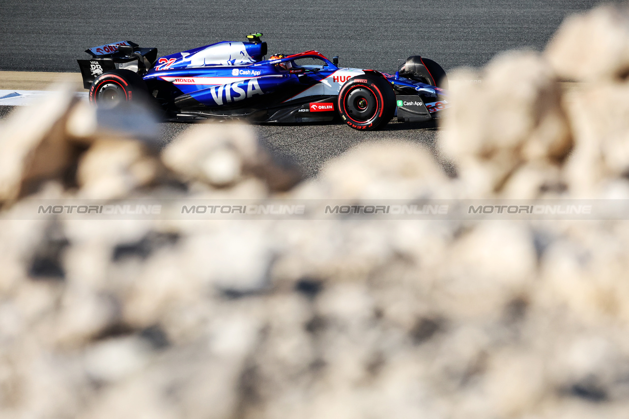 GP BAHRAIN, Yuki Tsunoda (JPN) RB VCARB 01.

01.03.2024. Formula 1 World Championship, Rd 1, Bahrain Grand Prix, Sakhir, Bahrain, Qualifiche Day.

- www.xpbimages.com, EMail: requests@xpbimages.com © Copyright: Bearne / XPB Images