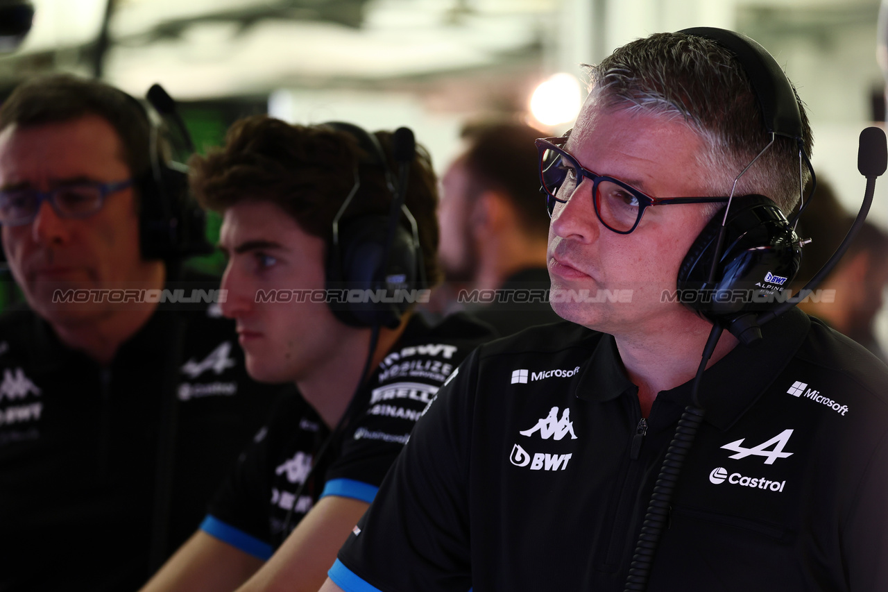 GP BAHRAIN, Matt Harman (GBR) Alpine F1 Team Technical Director.

01.03.2024. Formula 1 World Championship, Rd 1, Bahrain Grand Prix, Sakhir, Bahrain, Qualifiche Day.

- www.xpbimages.com, EMail: requests@xpbimages.com © Copyright: Batchelor / XPB Images