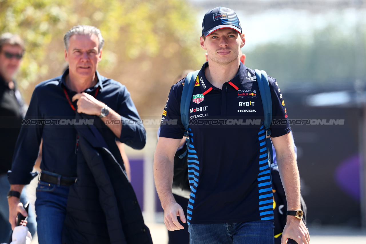 GP BAHRAIN, Max Verstappen (NLD) Red Bull Racing.

01.03.2024. Formula 1 World Championship, Rd 1, Bahrain Grand Prix, Sakhir, Bahrain, Qualifiche Day.

- www.xpbimages.com, EMail: requests@xpbimages.com © Copyright: Batchelor / XPB Images