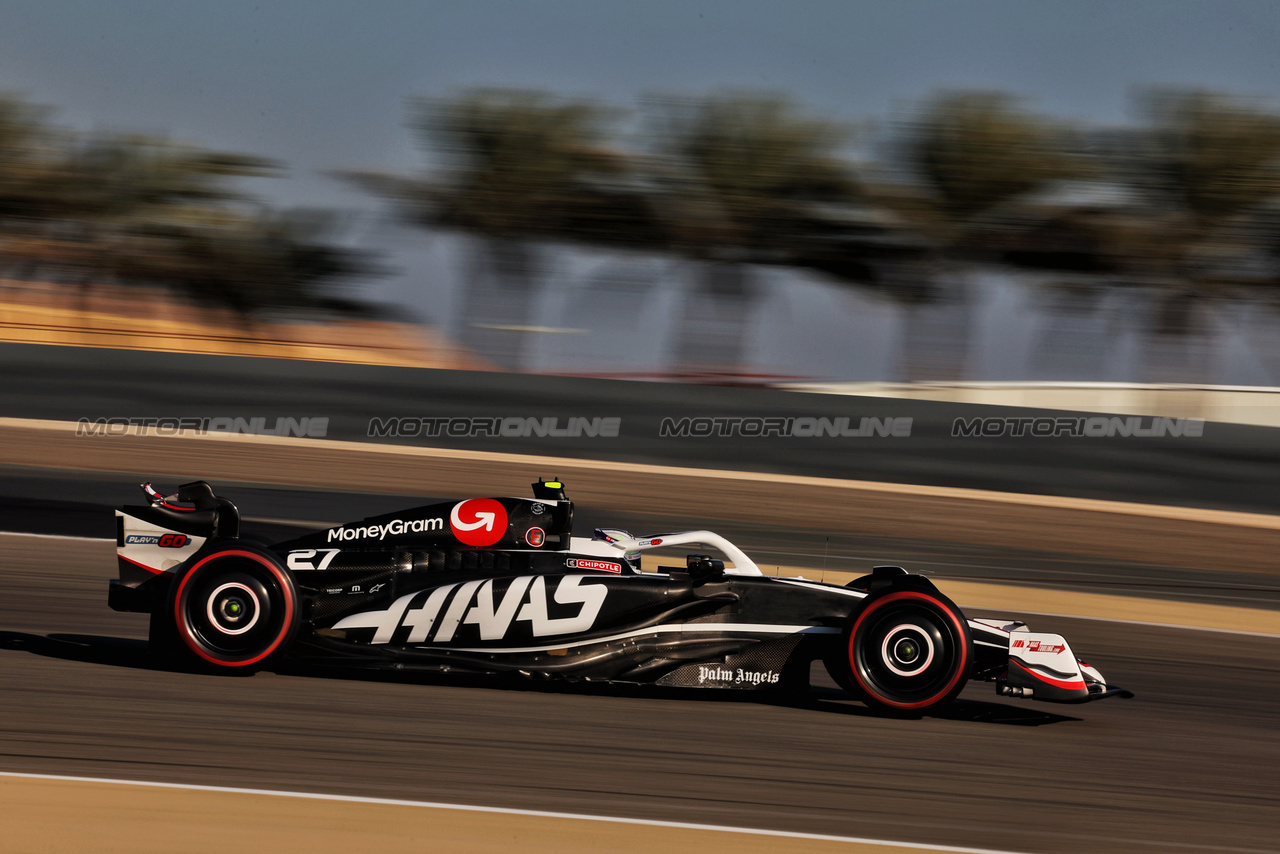 GP BAHRAIN, Nico Hulkenberg (GER) Haas VF-24.

01.03.2024. Formula 1 World Championship, Rd 1, Bahrain Grand Prix, Sakhir, Bahrain, Qualifiche Day.

 - www.xpbimages.com, EMail: requests@xpbimages.com © Copyright: Staley / XPB Images