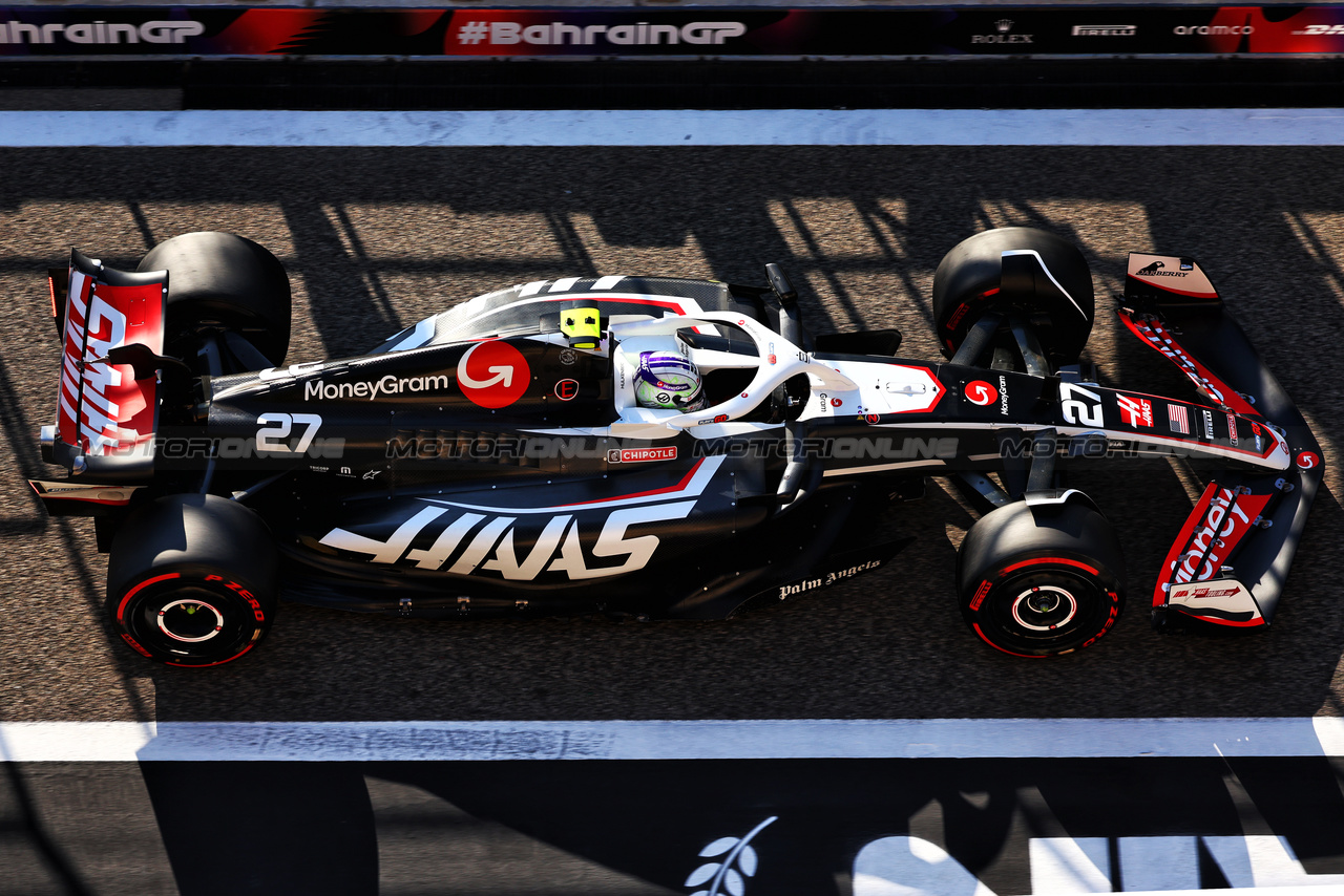 GP BAHRAIN, Nico Hulkenberg (GER) Haas VF-24.

01.03.2024. Formula 1 World Championship, Rd 1, Bahrain Grand Prix, Sakhir, Bahrain, Qualifiche Day.

 - www.xpbimages.com, EMail: requests@xpbimages.com © Copyright: Coates / XPB Images