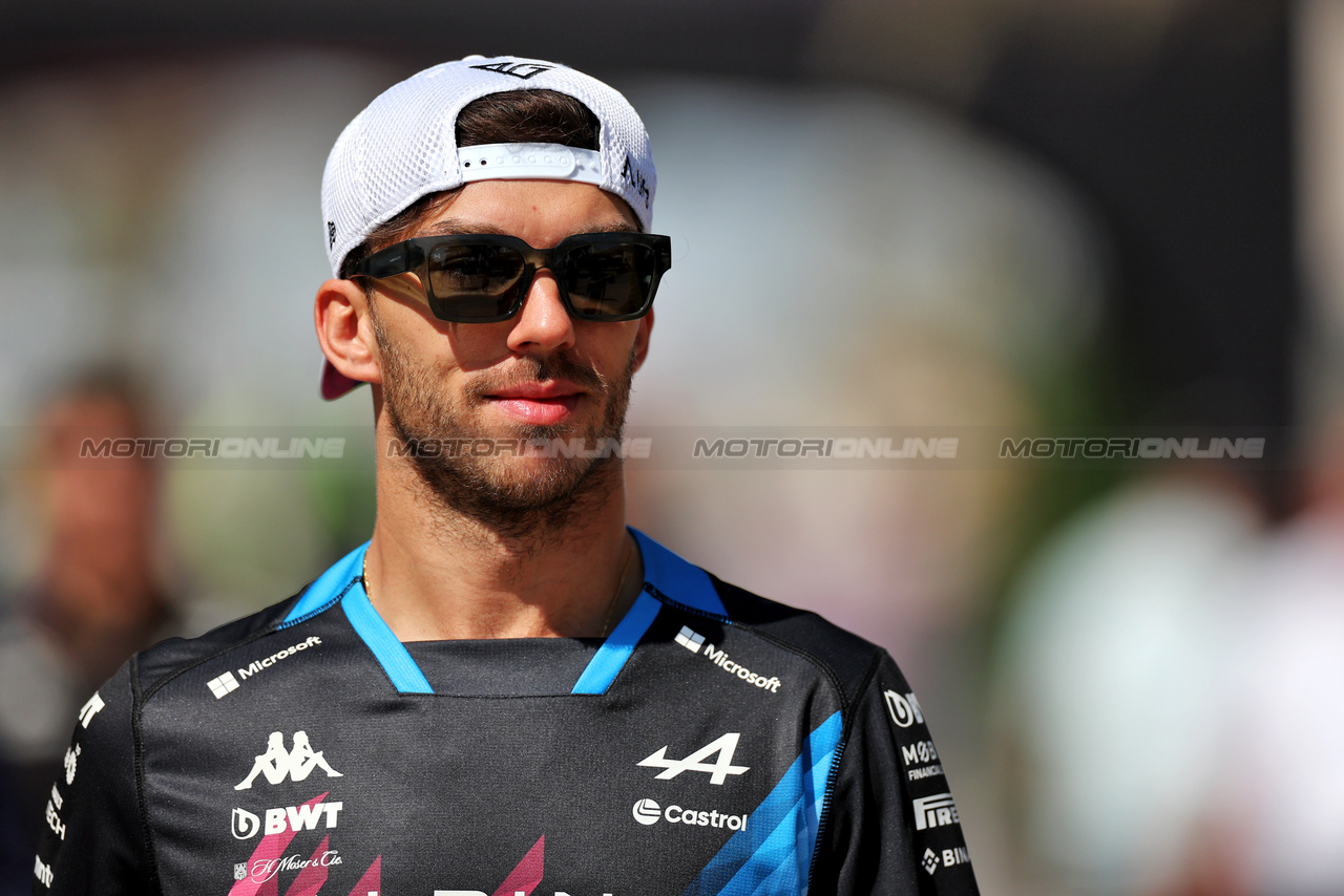 GP BAHRAIN, Pierre Gasly (FRA) Alpine F1 Team.

01.03.2024. Formula 1 World Championship, Rd 1, Bahrain Grand Prix, Sakhir, Bahrain, Qualifiche Day.

 - www.xpbimages.com, EMail: requests@xpbimages.com © Copyright: Staley / XPB Images