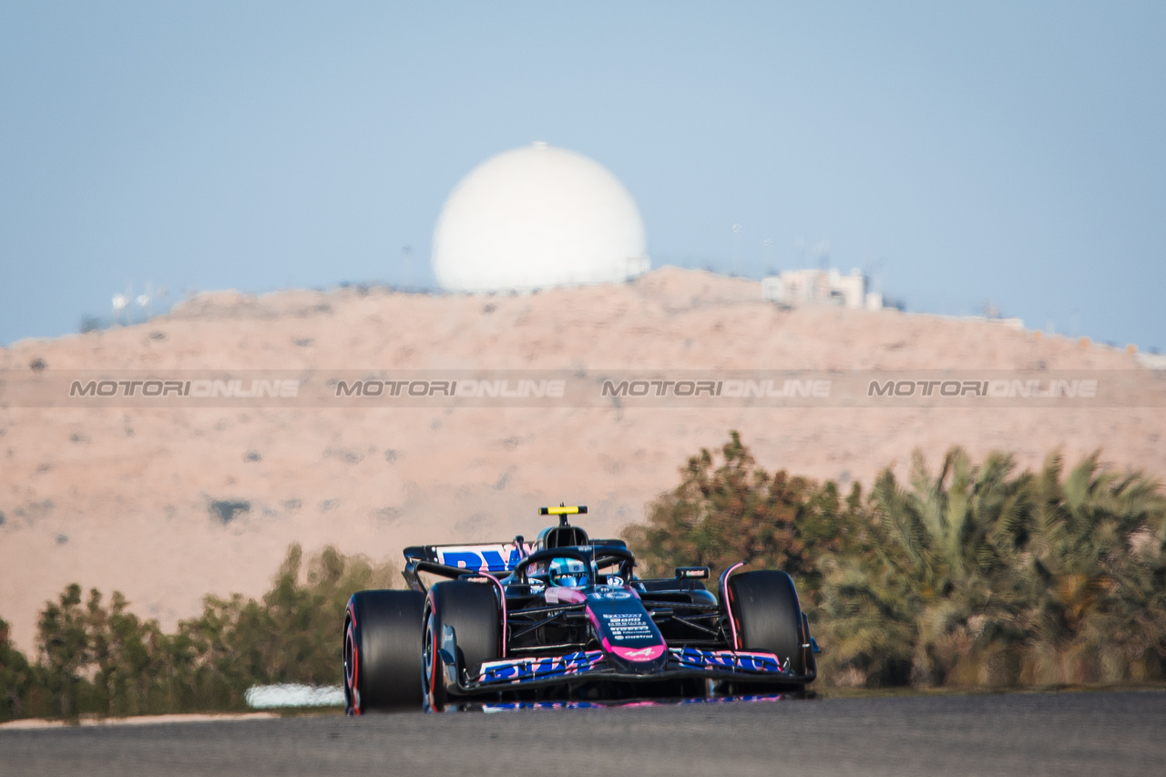 GP BAHRAIN, Pierre Gasly (FRA) Alpine F1 Team A524.



01.03.2024. Formula 1 World Championship, Rd 1, Bahrain Grand Prix, Sakhir, Bahrain, Qualifiche Day.

- www.xpbimages.com, EMail: requests@xpbimages.com © Copyright: Bearne / XPB Images