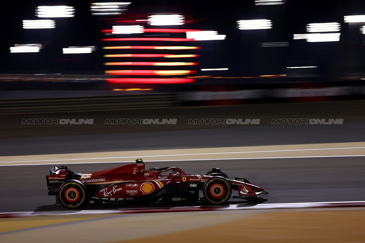 GP BAHRAIN, Carlos Sainz Jr (ESP) Ferrari SF-24.

01.03.2024. Formula 1 World Championship, Rd 1, Bahrain Grand Prix, Sakhir, Bahrain, Qualifiche Day.

 - www.xpbimages.com, EMail: requests@xpbimages.com © Copyright: Coates / XPB Images