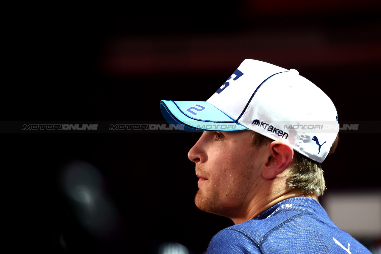 GP BAHRAIN, Logan Sargeant (USA) Williams Racing.

01.03.2024. Formula 1 World Championship, Rd 1, Bahrain Grand Prix, Sakhir, Bahrain, Qualifiche Day.

- www.xpbimages.com, EMail: requests@xpbimages.com © Copyright: Charniaux / XPB Images
