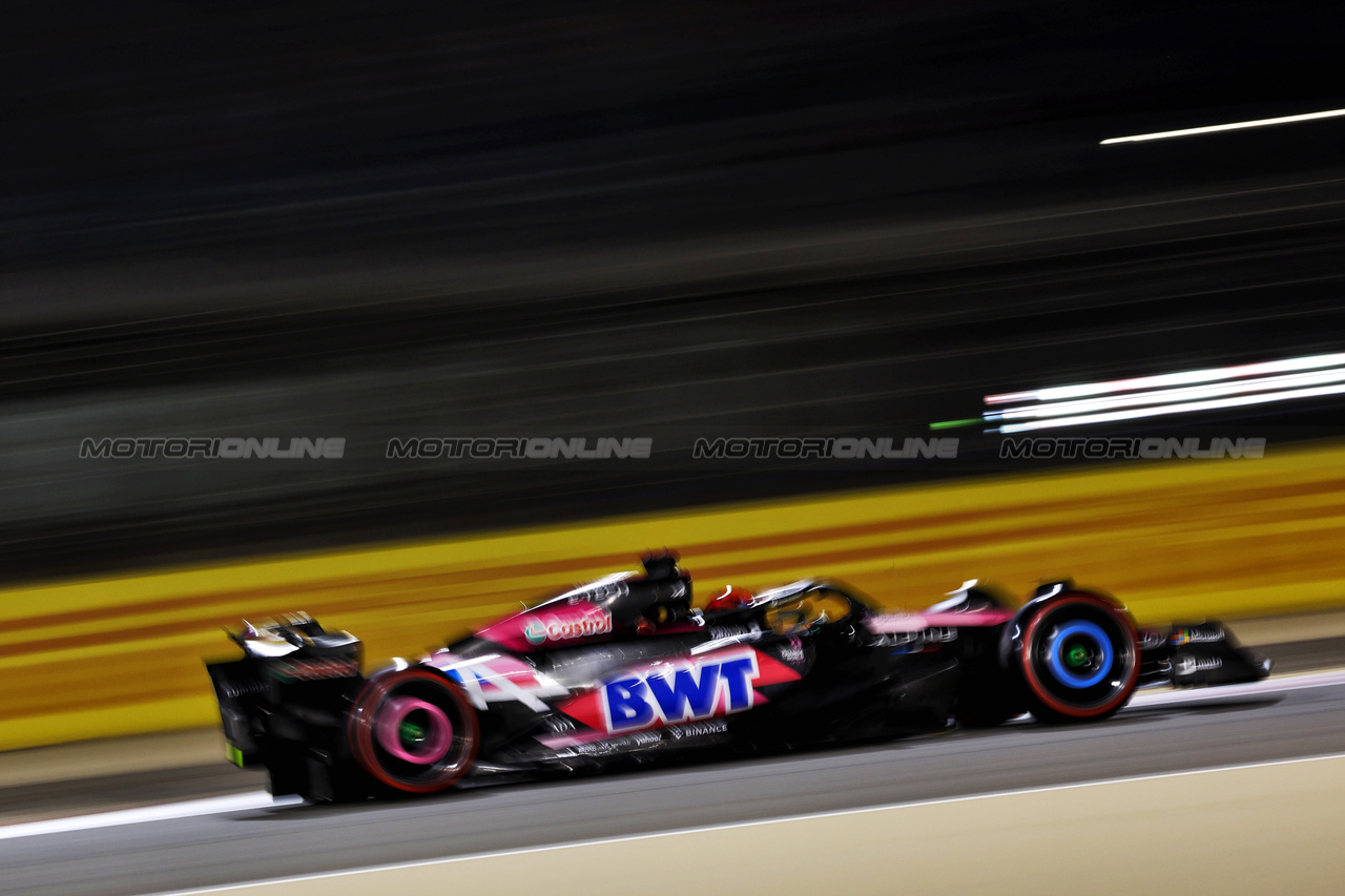 GP BAHRAIN, Esteban Ocon (FRA) Alpine F1 Team A524.

01.03.2024. Formula 1 World Championship, Rd 1, Bahrain Grand Prix, Sakhir, Bahrain, Qualifiche Day.

- www.xpbimages.com, EMail: requests@xpbimages.com © Copyright: Charniaux / XPB Images