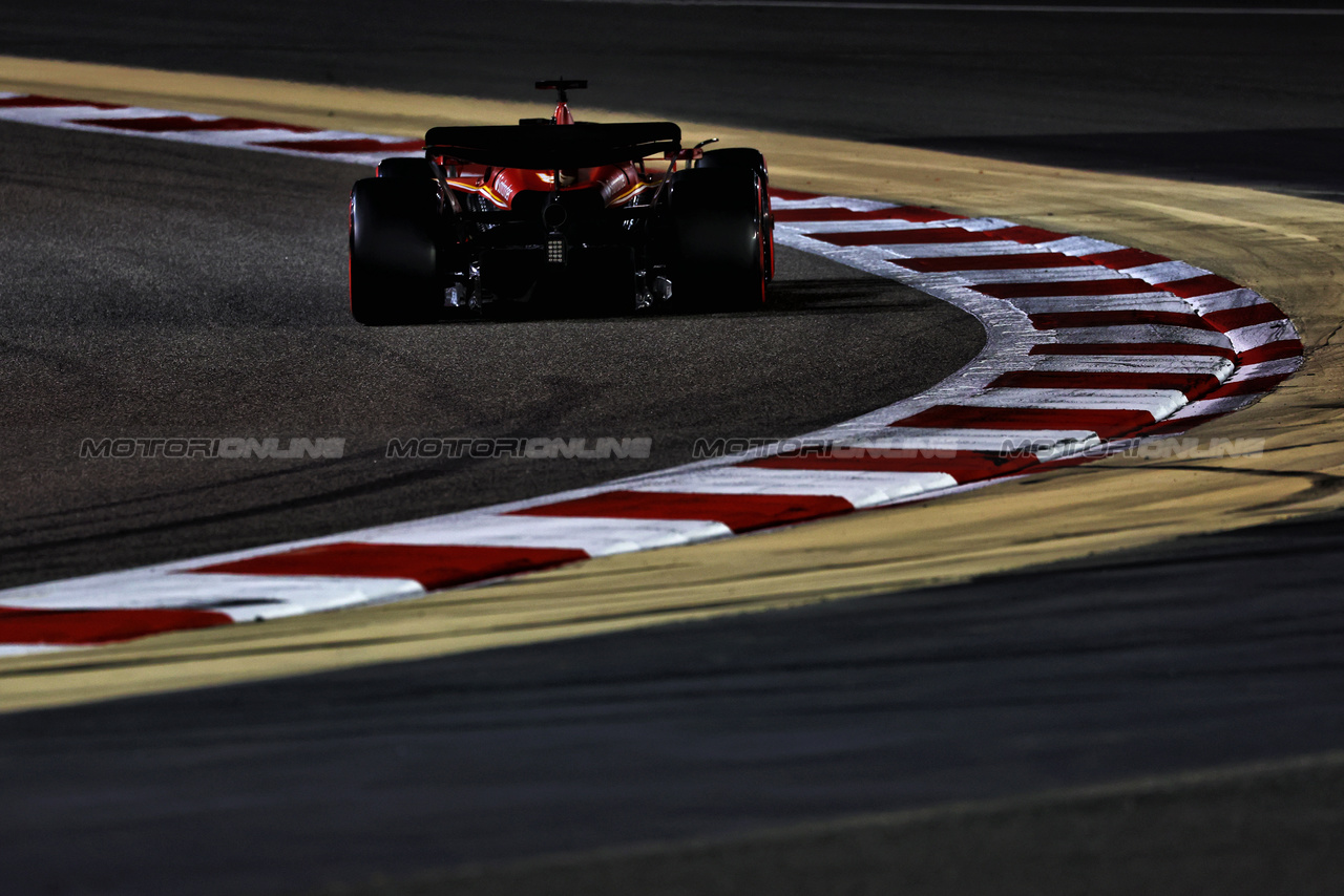 GP BAHRAIN, Charles Leclerc (MON) Ferrari SF-24.

01.03.2024. Formula 1 World Championship, Rd 1, Bahrain Grand Prix, Sakhir, Bahrain, Qualifiche Day.

 - www.xpbimages.com, EMail: requests@xpbimages.com © Copyright: Coates / XPB Images