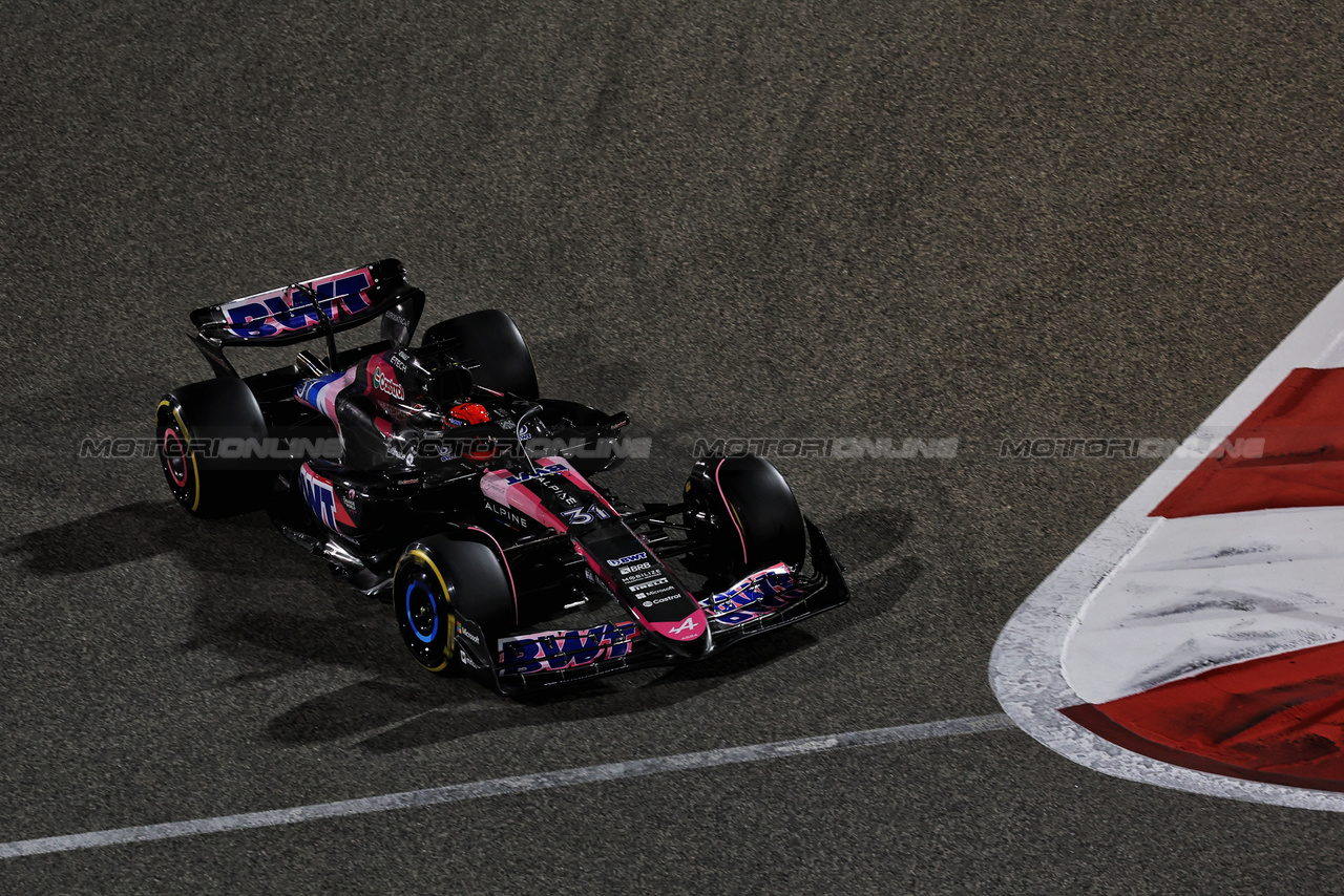 GP BAHRAIN, Esteban Ocon (FRA) Alpine F1 Team A524.

01.03.2024. Formula 1 World Championship, Rd 1, Bahrain Grand Prix, Sakhir, Bahrain, Qualifiche Day.

 - www.xpbimages.com, EMail: requests@xpbimages.com © Copyright: Staley / XPB Images