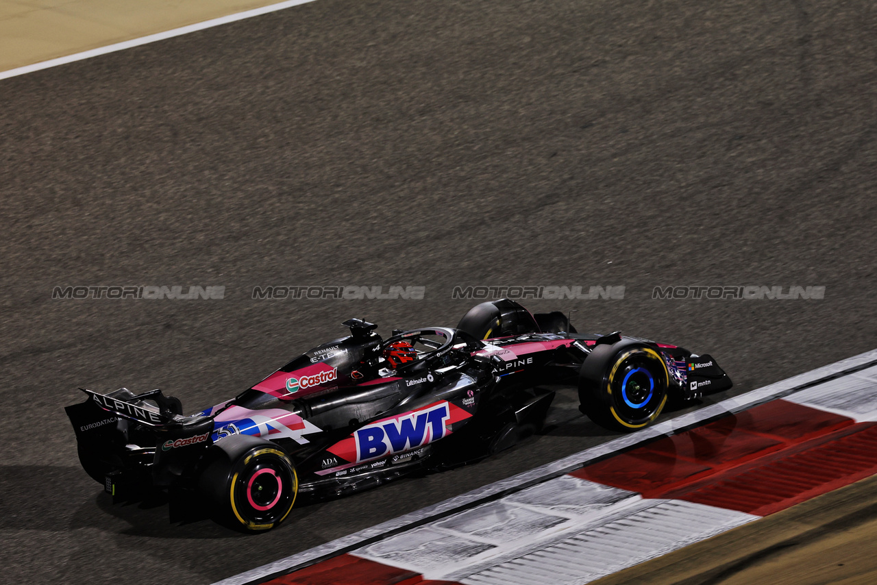 GP BAHRAIN, Esteban Ocon (FRA) Alpine F1 Team A524.

01.03.2024. Formula 1 World Championship, Rd 1, Bahrain Grand Prix, Sakhir, Bahrain, Qualifiche Day.

 - www.xpbimages.com, EMail: requests@xpbimages.com © Copyright: Staley / XPB Images