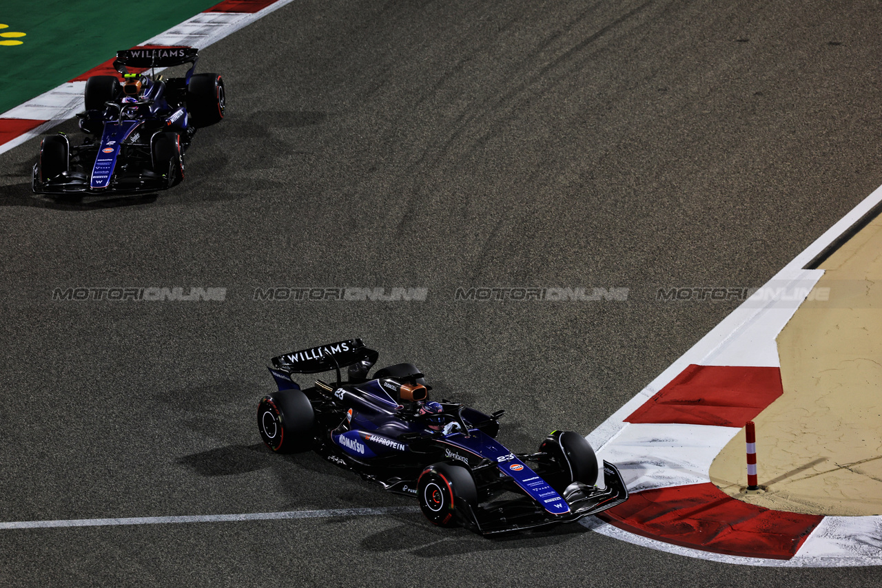 GP BAHRAIN, Alexander Albon (THA) Williams Racing FW46.

01.03.2024. Formula 1 World Championship, Rd 1, Bahrain Grand Prix, Sakhir, Bahrain, Qualifiche Day.

 - www.xpbimages.com, EMail: requests@xpbimages.com © Copyright: Staley / XPB Images