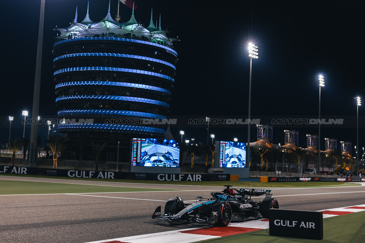 GP BAHRAIN, George Russell (GBR) Mercedes AMG F1 W15.

01.03.2024. Formula 1 World Championship, Rd 1, Bahrain Grand Prix, Sakhir, Bahrain, Qualifiche Day.

- www.xpbimages.com, EMail: requests@xpbimages.com © Copyright: Bearne / XPB Images