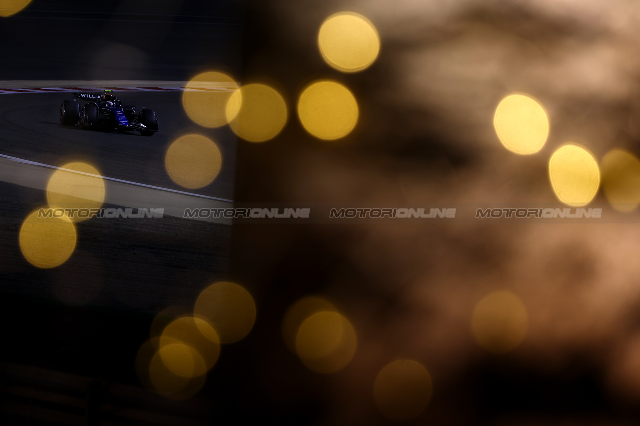 GP BAHRAIN, Logan Sargeant (USA) Williams Racing FW46.

01.03.2024. Formula 1 World Championship, Rd 1, Bahrain Grand Prix, Sakhir, Bahrain, Qualifiche Day.

 - www.xpbimages.com, EMail: requests@xpbimages.com © Copyright: Coates / XPB Images
