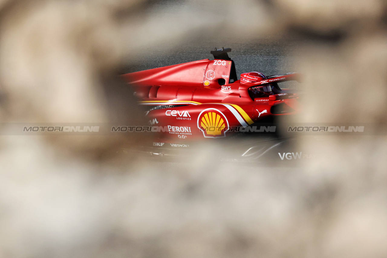 GP BAHRAIN, Charles Leclerc (MON) Ferrari SF-24.

01.03.2024. Formula 1 World Championship, Rd 1, Bahrain Grand Prix, Sakhir, Bahrain, Qualifiche Day.

- www.xpbimages.com, EMail: requests@xpbimages.com © Copyright: Bearne / XPB Images