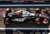 GP BAHRAIN, Kevin Magnussen (DEN) Haas VF-24.
01.03.2024. Formula 1 World Championship, Rd 1, Bahrain Grand Prix, Sakhir, Bahrain, Qualifiche Day.
 - www.xpbimages.com, EMail: requests@xpbimages.com © Copyright: Coates / XPB Images