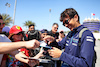GP BAHRAIN, Alexander Albon (THA) Williams Racing with fans.
01.03.2024. Formula 1 World Championship, Rd 1, Bahrain Grand Prix, Sakhir, Bahrain, Qualifiche Day.
- www.xpbimages.com, EMail: requests@xpbimages.com © Copyright: Bearne / XPB Images