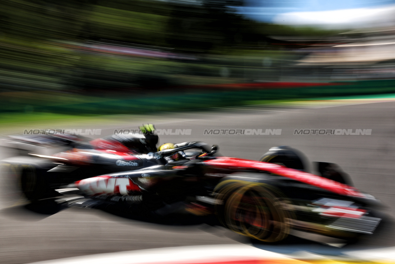 GP BELGIO, Pierre Gasly (FRA) Alpine F1 Team A524.

28.07.2024. Formula 1 World Championship, Rd 14, Belgian Grand Prix, Spa Francorchamps, Belgium, Gara Day.

- www.xpbimages.com, EMail: requests@xpbimages.com © Copyright: Charniaux / XPB Images