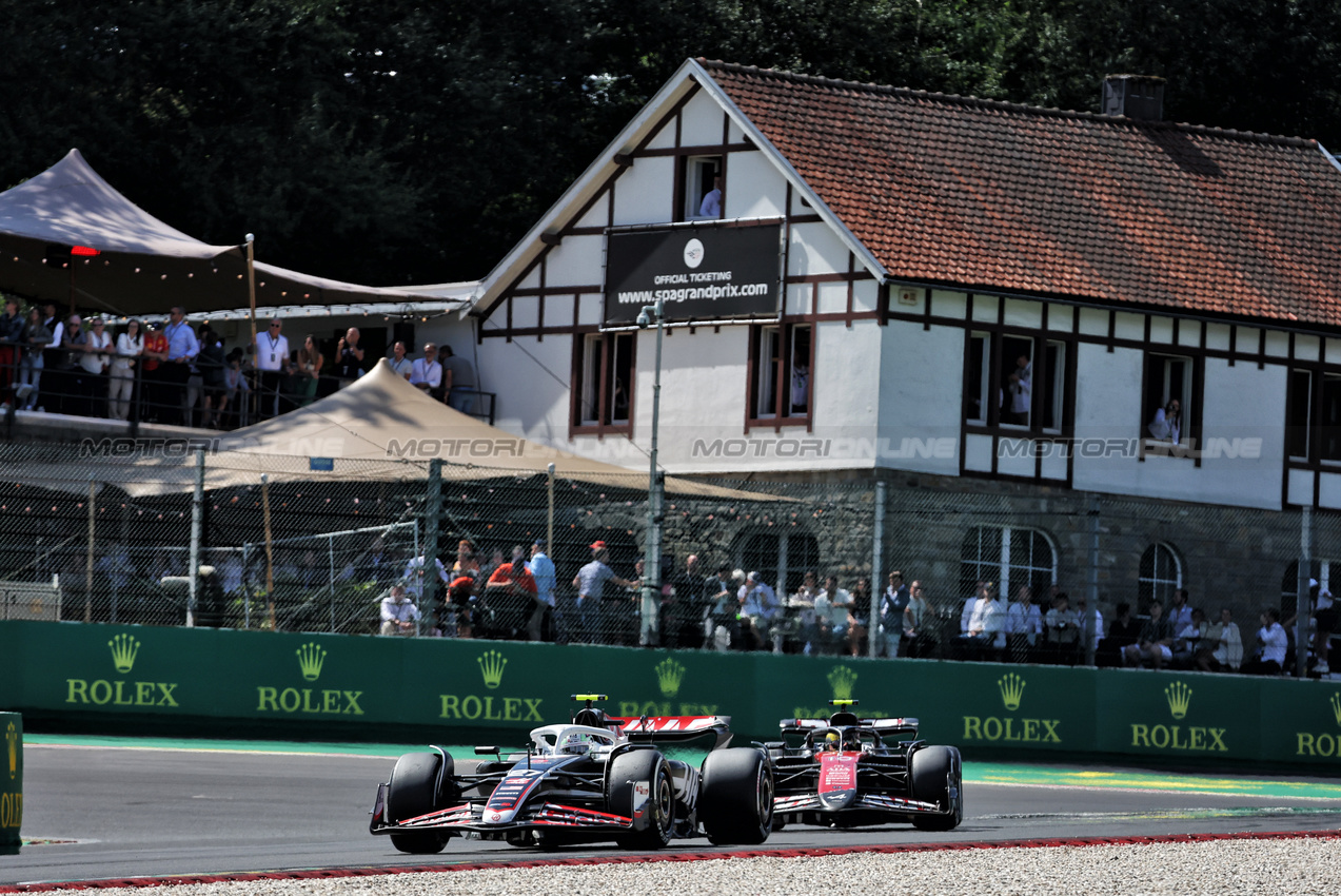 GP BELGIO, Nico Hulkenberg (GER) Haas VF-24.

28.07.2024. Formula 1 World Championship, Rd 14, Belgian Grand Prix, Spa Francorchamps, Belgium, Gara Day.

- www.xpbimages.com, EMail: requests@xpbimages.com © Copyright: Bearne / XPB Images