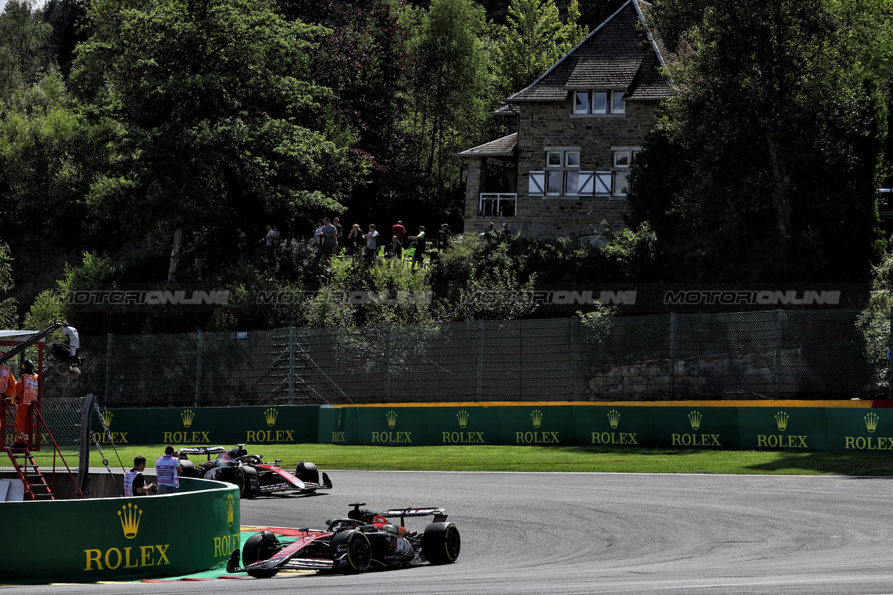 GP BELGIO, Esteban Ocon (FRA) Alpine F1 Team A524.

28.07.2024. Formula 1 World Championship, Rd 14, Belgian Grand Prix, Spa Francorchamps, Belgium, Gara Day.

- www.xpbimages.com, EMail: requests@xpbimages.com © Copyright: Bearne / XPB Images