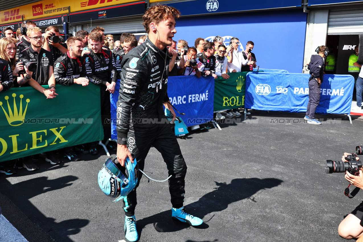 GP BELGIO, Gara winner George Russell (GBR) Mercedes AMG F1 celebrates in parc ferme.

28.07.2024. Formula 1 World Championship, Rd 14, Belgian Grand Prix, Spa Francorchamps, Belgium, Gara Day.

- www.xpbimages.com, EMail: requests@xpbimages.com © Copyright: Charniaux / XPB Images