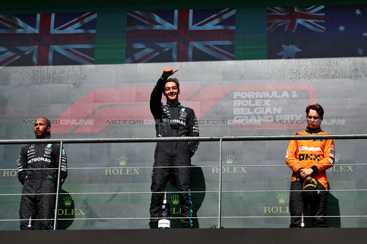 GP BELGIO, The podium (L to R): Lewis Hamilton (GBR) Mercedes AMG F1, second; George Russell (GBR) Mercedes AMG F1, vincitore; Oscar Piastri (AUS) McLaren, third.

28.07.2024. Formula 1 World Championship, Rd 14, Belgian Grand Prix, Spa Francorchamps, Belgium, Gara Day.

- www.xpbimages.com, EMail: requests@xpbimages.com © Copyright: Charniaux / XPB Images