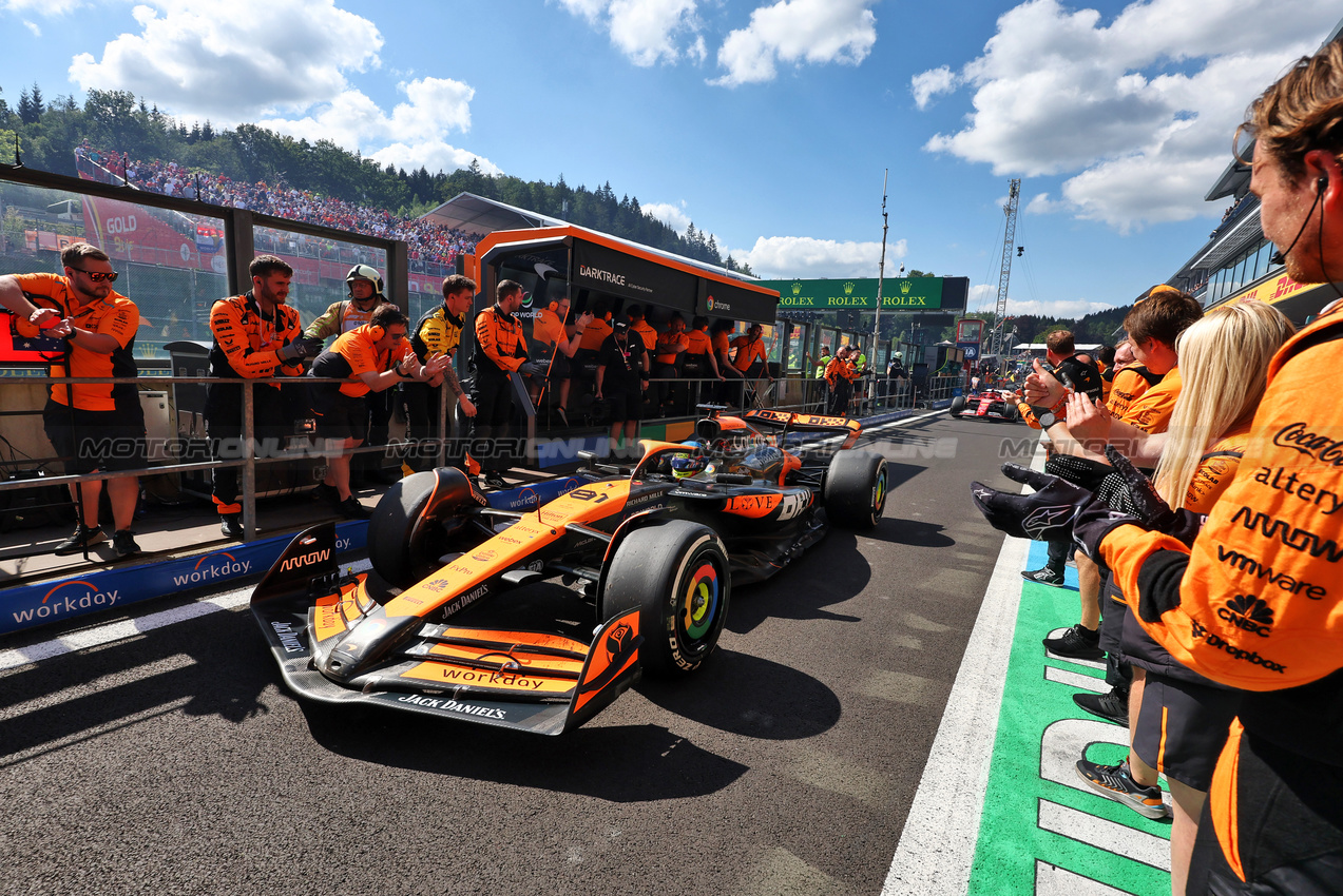 GP BELGIO, Oscar Piastri (AUS) McLaren MCL38 enters parc ferme.

28.07.2024. Formula 1 World Championship, Rd 14, Belgian Grand Prix, Spa Francorchamps, Belgium, Gara Day.

- www.xpbimages.com, EMail: requests@xpbimages.com © Copyright: Moy / XPB Images