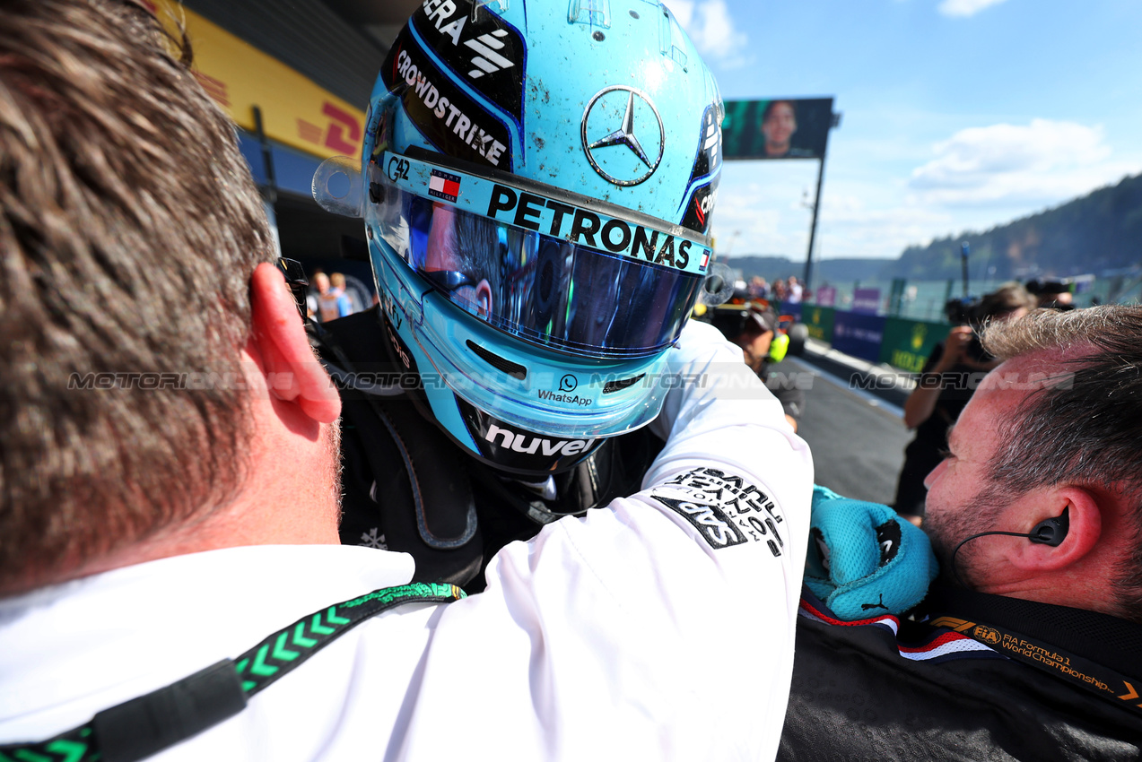 GP BELGIO, Gara winner George Russell (GBR) Mercedes AMG F1 celebrates in parc ferme.

28.07.2024. Formula 1 World Championship, Rd 14, Belgian Grand Prix, Spa Francorchamps, Belgium, Gara Day.

- www.xpbimages.com, EMail: requests@xpbimages.com © Copyright: Moy / XPB Images