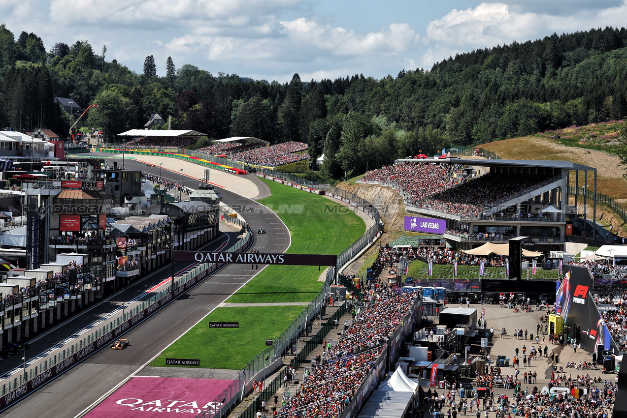 GP BELGIO, Oscar Piastri (AUS) McLaren MCL38.

28.07.2024. Formula 1 World Championship, Rd 14, Belgian Grand Prix, Spa Francorchamps, Belgium, Gara Day.

- www.xpbimages.com, EMail: requests@xpbimages.com © Copyright: Moy / XPB Images