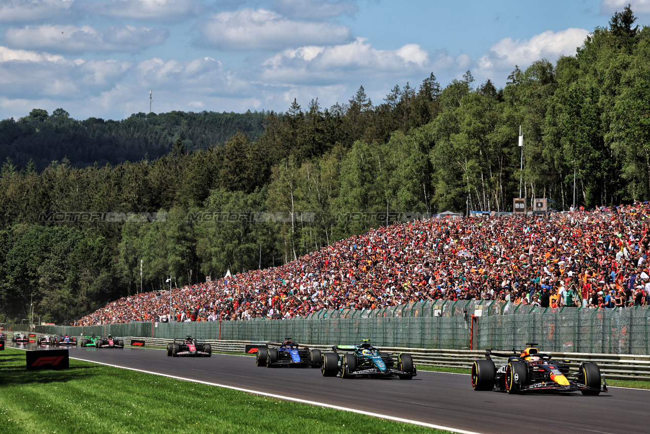 GP BELGIO, Max Verstappen (NLD) Red Bull Racing RB20.

28.07.2024. Formula 1 World Championship, Rd 14, Belgian Grand Prix, Spa Francorchamps, Belgium, Gara Day.

- www.xpbimages.com, EMail: requests@xpbimages.com © Copyright: Rew / XPB Images