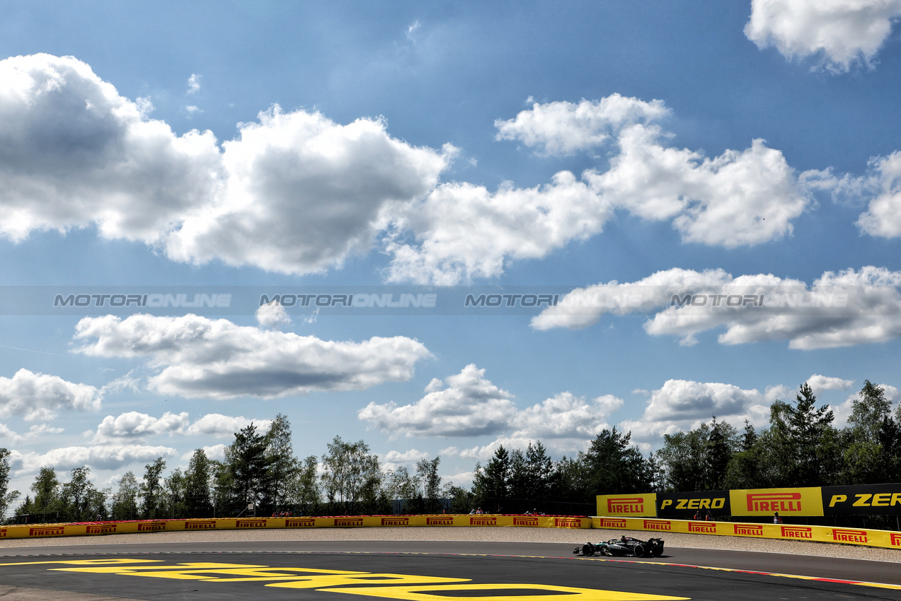 GP BELGIO, Lewis Hamilton (GBR) Mercedes AMG F1 W15.

28.07.2024. Formula 1 World Championship, Rd 14, Belgian Grand Prix, Spa Francorchamps, Belgium, Gara Day.

 - www.xpbimages.com, EMail: requests@xpbimages.com © Copyright: Coates / XPB Images