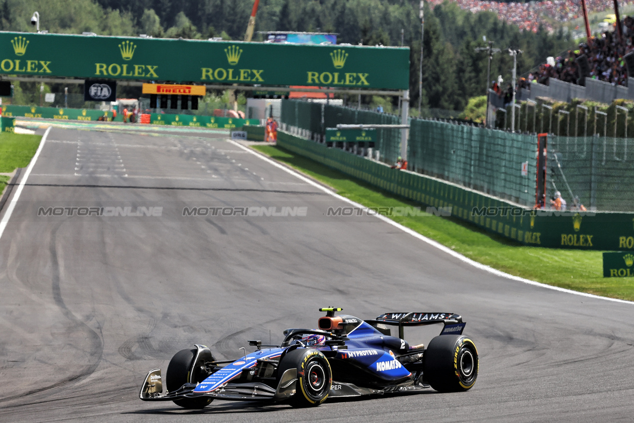 GP BELGIO, Logan Sargeant (USA) Williams Racing FW46.

28.07.2024. Formula 1 World Championship, Rd 14, Belgian Grand Prix, Spa Francorchamps, Belgium, Gara Day.

- www.xpbimages.com, EMail: requests@xpbimages.com © Copyright: Bearne / XPB Images