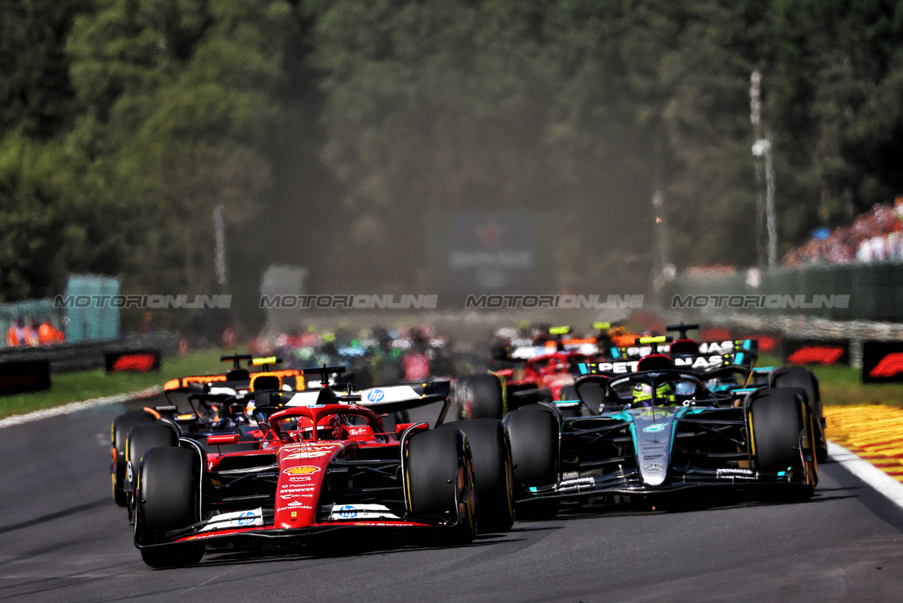 GP BELGIO, Charles Leclerc (MON) Ferrari SF-24 davanti a at the partenza of the race.

28.07.2024. Formula 1 World Championship, Rd 14, Belgian Grand Prix, Spa Francorchamps, Belgium, Gara Day.

 - www.xpbimages.com, EMail: requests@xpbimages.com © Copyright: Coates / XPB Images