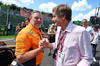 GP BELGIO, (L to R): Zak Brown (USA) McLaren Executive Director with Thierry Boutsen (BEL) on the grid.

28.07.2024. Formula 1 World Championship, Rd 14, Belgian Grand Prix, Spa Francorchamps, Belgium, Gara Day.

- www.xpbimages.com, EMail: requests@xpbimages.com © Copyright: Moy / XPB Images