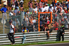 GP BELGIO, Circuit Atmosfera - fans invade the track at the end of the race.

28.07.2024. Formula 1 World Championship, Rd 14, Belgian Grand Prix, Spa Francorchamps, Belgium, Gara Day.

 - www.xpbimages.com, EMail: requests@xpbimages.com © Copyright: Coates / XPB Images