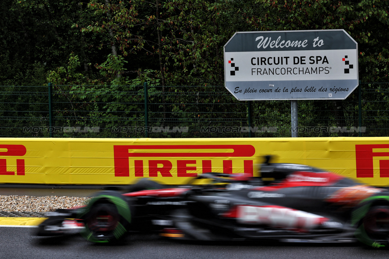 GP BELGIO, Esteban Ocon (FRA) Alpine F1 Team A524.

27.07.2024. Formula 1 World Championship, Rd 14, Belgian Grand Prix, Spa Francorchamps, Belgium, Qualifiche Day.

 - www.xpbimages.com, EMail: requests@xpbimages.com © Copyright: Coates / XPB Images