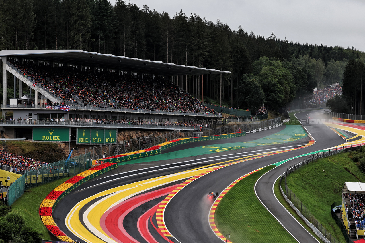 GP BELGIO, Sergio Perez (MEX) Red Bull Racing RB20.

27.07.2024. Formula 1 World Championship, Rd 14, Belgian Grand Prix, Spa Francorchamps, Belgium, Qualifiche Day.

- www.xpbimages.com, EMail: requests@xpbimages.com © Copyright: Moy / XPB Images