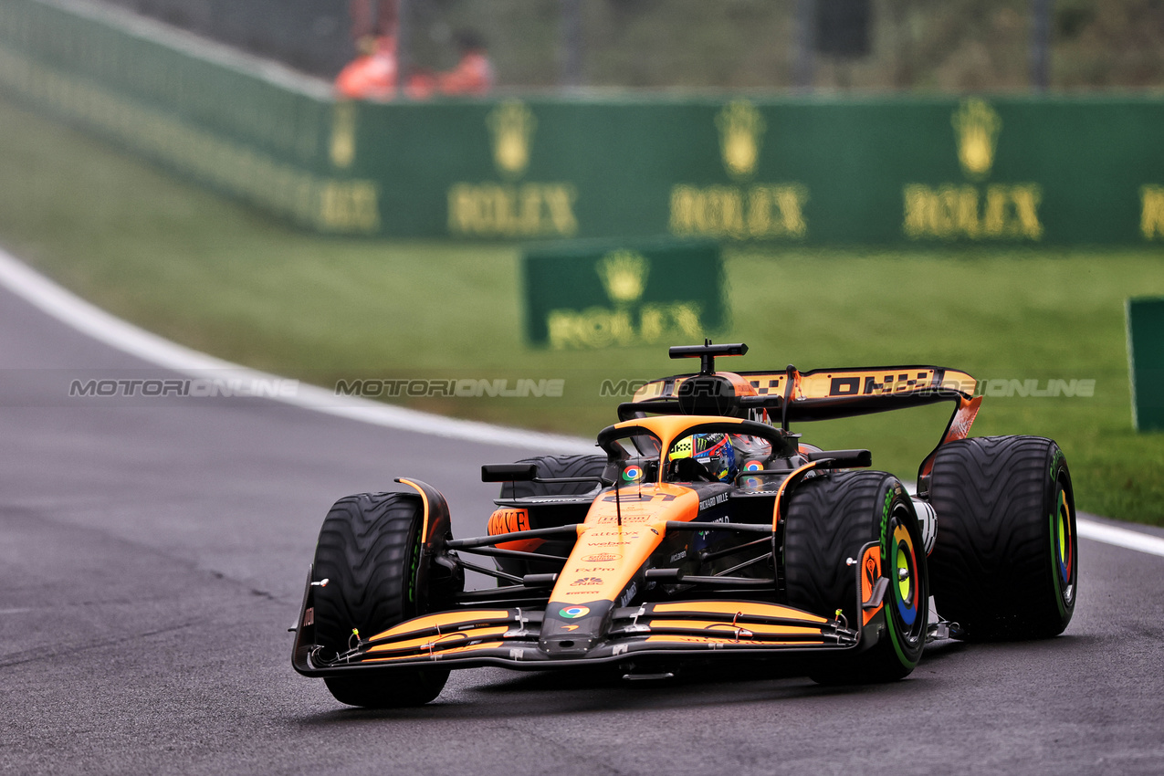 GP BELGIO, Oscar Piastri (AUS) McLaren MCL38.

27.07.2024. Formula 1 World Championship, Rd 14, Belgian Grand Prix, Spa Francorchamps, Belgium, Qualifiche Day.

- www.xpbimages.com, EMail: requests@xpbimages.com © Copyright: Rew / XPB Images