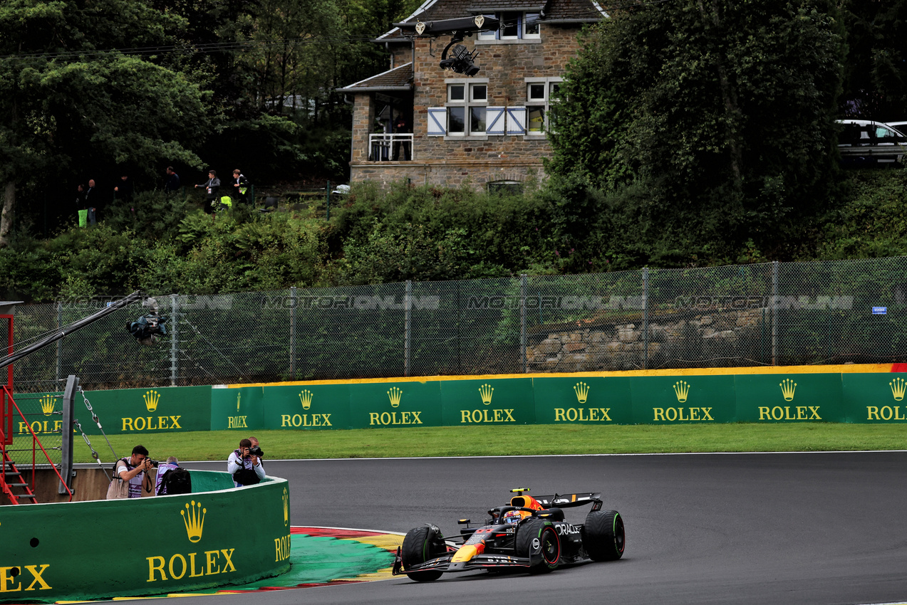 GP BELGIO, Sergio Perez (MEX) Red Bull Racing RB20.

27.07.2024. Formula 1 World Championship, Rd 14, Belgian Grand Prix, Spa Francorchamps, Belgium, Qualifiche Day.

- www.xpbimages.com, EMail: requests@xpbimages.com © Copyright: Rew / XPB Images