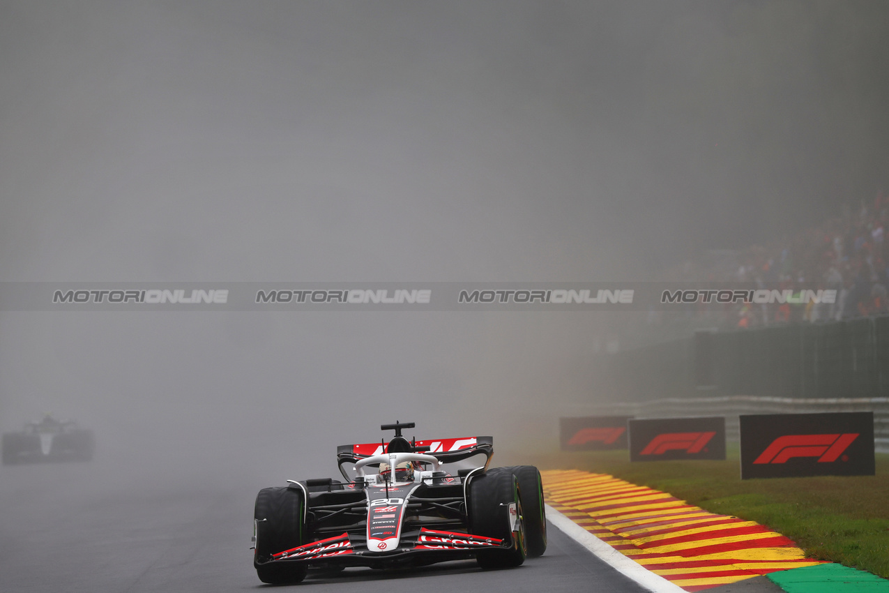 GP BELGIO, Kevin Magnussen (DEN) Haas VF-24.

27.07.2024. Formula 1 World Championship, Rd 14, Belgian Grand Prix, Spa Francorchamps, Belgium, Qualifiche Day.

 - www.xpbimages.com, EMail: requests@xpbimages.com © Copyright: Coates / XPB Images