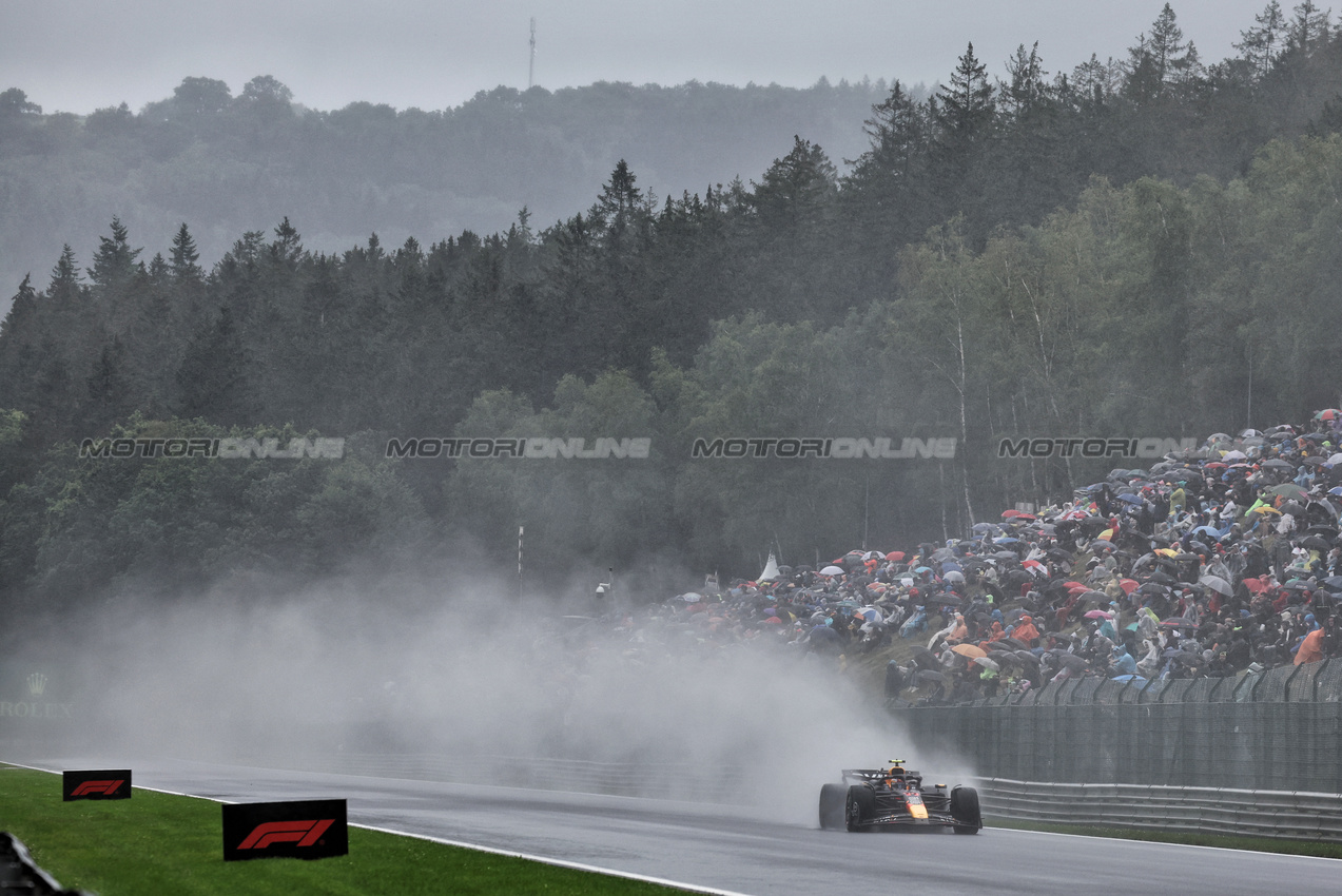 GP BELGIO, Sergio Perez (MEX) Red Bull Racing RB20.

27.07.2024. Formula 1 World Championship, Rd 14, Belgian Grand Prix, Spa Francorchamps, Belgium, Qualifiche Day.

- www.xpbimages.com, EMail: requests@xpbimages.com © Copyright: Moy / XPB Images