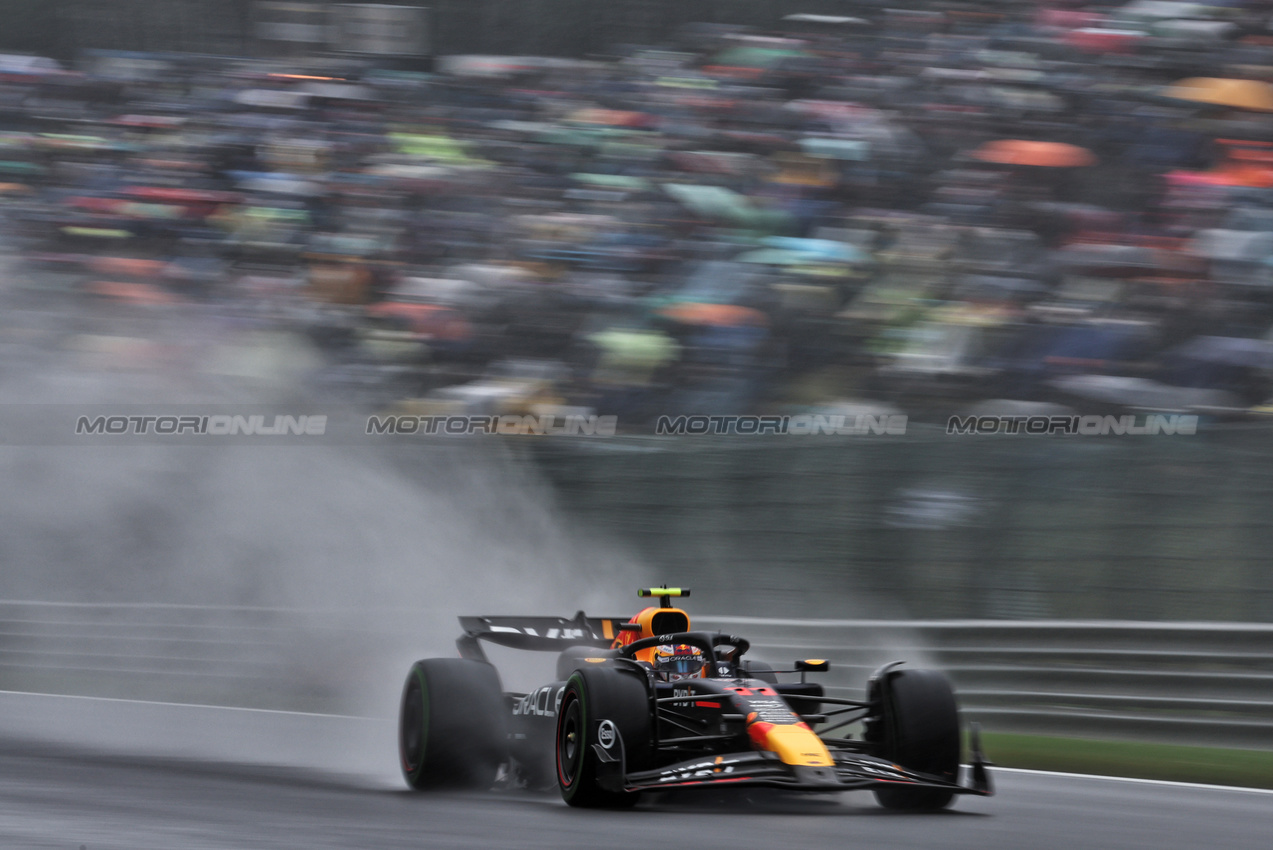 GP BELGIO, Sergio Perez (MEX) Red Bull Racing RB20.

27.07.2024. Formula 1 World Championship, Rd 14, Belgian Grand Prix, Spa Francorchamps, Belgium, Qualifiche Day.

- www.xpbimages.com, EMail: requests@xpbimages.com © Copyright: Moy / XPB Images